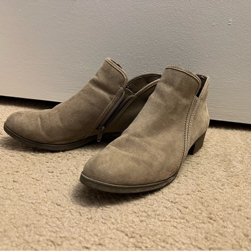 Beige ankle booties size 7.5